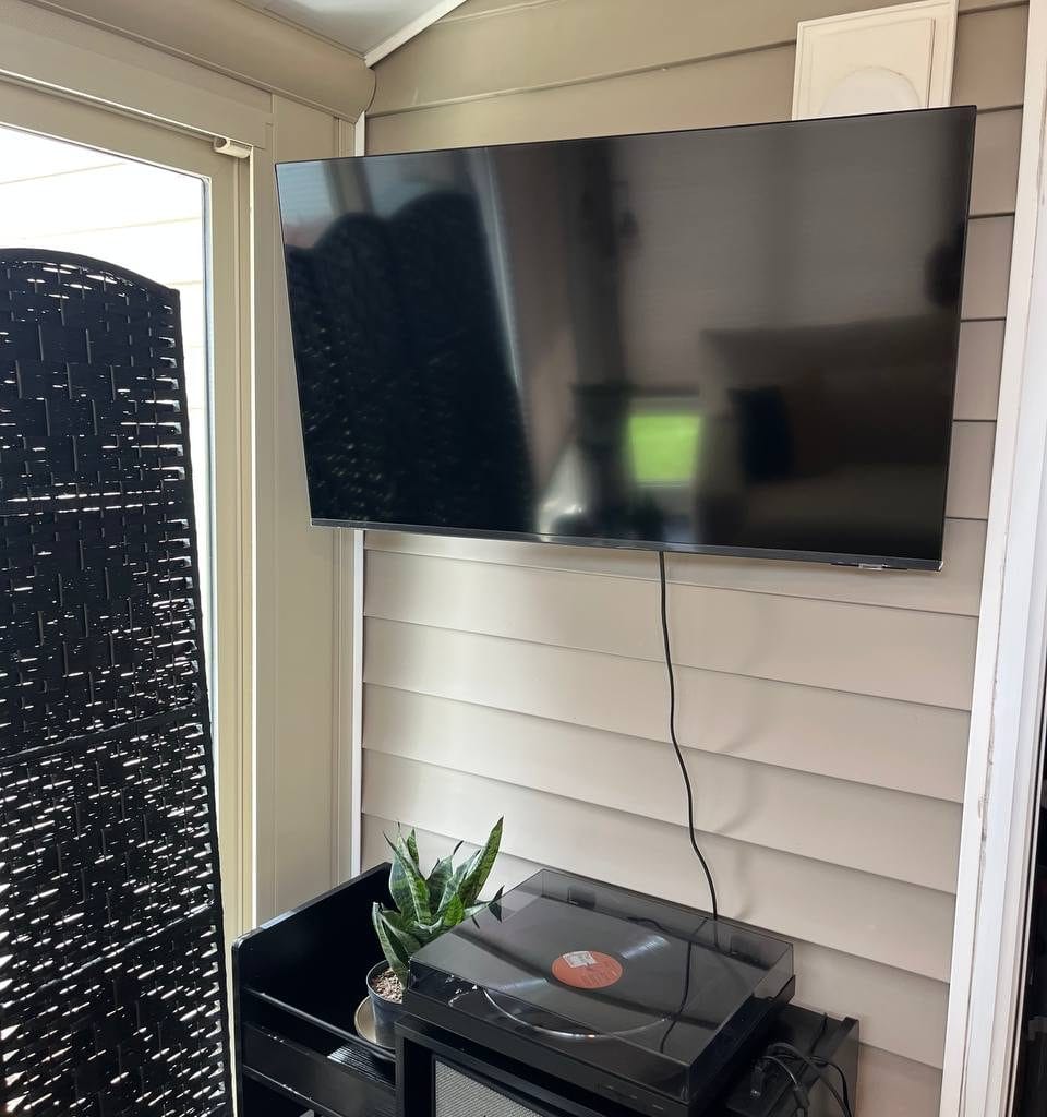 TV mount Charlotte NC