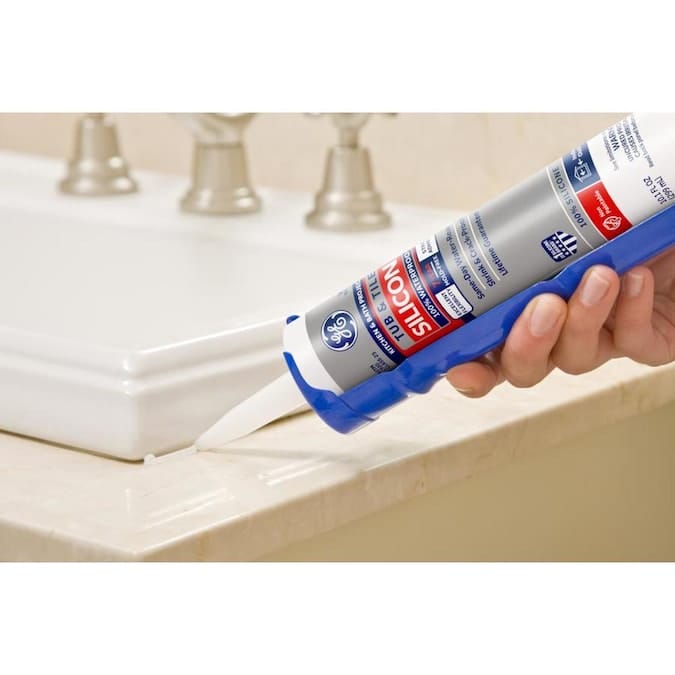 Caulking vs Grout: What Charlotte Homeowners Should Actually Know